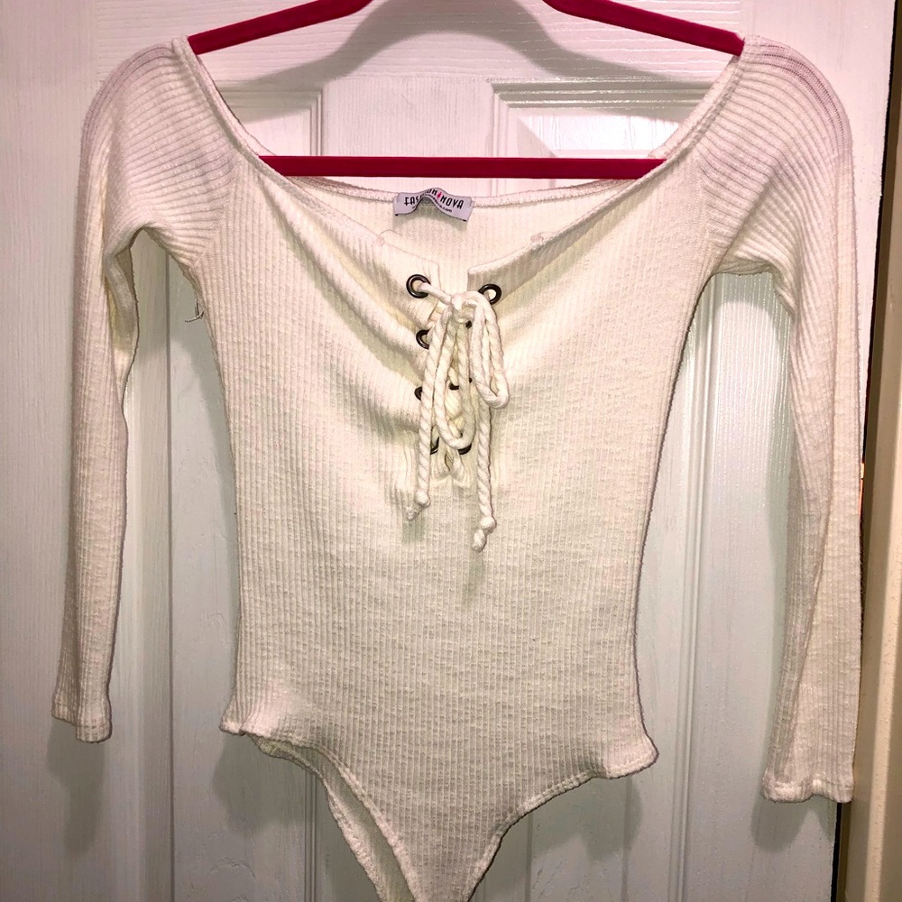 Fashion Nova Off the shoulder bodysuit